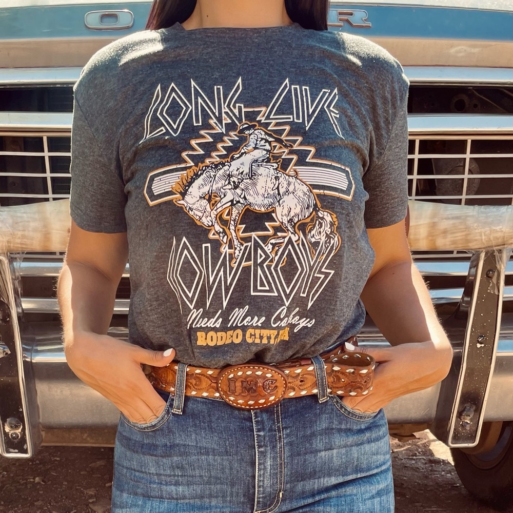 Western Grafic t’s